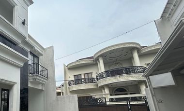 FREE KITCHEN SET Over Kredit 2 LT Rumah dekat Margonda Depok di Geneve Estate GDC