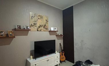 FREE KITCHEN SET Over Kredit 2 LT Rumah dekat Margonda Depok di Geneve Estate GDC