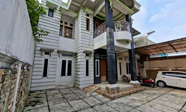 Disewakan Rumah 2 Lantai Siap Huni dekat Pusat Kota Cianjur