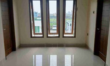 BREBES PASARBATANG PERUMAHAN FAMILY RESIDENCE 2 RUMAH 2 LANTAI PADAT PENDUDUK STRATEGIS 
JUAL MURAH