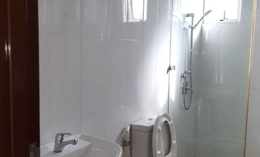 Rumah 2lt 12x20 240m type 4KT Cluster Palm Spring JGC Jakarta Garden City