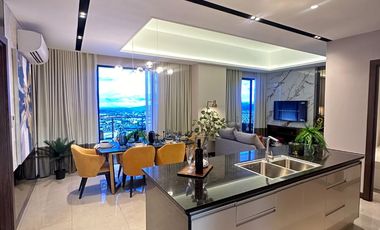 Pasig City 4 Bedroom Luxury Smart Home Unit walking distance from OPUS Mall at Bridgetowne