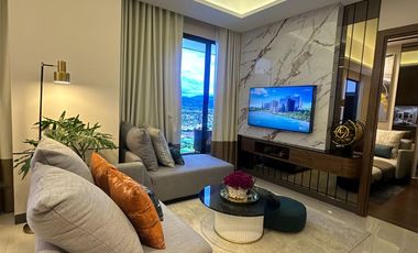 Pasig City 4 Bedroom Luxury Smart Home Unit walking distance from OPUS Mall at Bridgetowne