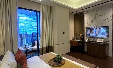 Pasig City 4 Bedroom Luxury Smart Home Unit walking distance from OPUS Mall at Bridgetowne