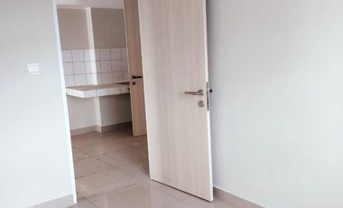 Apartemen The Springlake Summarecon Bekasi, Type 2BR, Lantai Tinggi di Tower Baru, Siap Huni