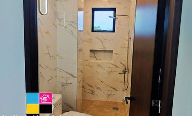 Modern Contemporary House with Swimming Pool in Royale Cebu