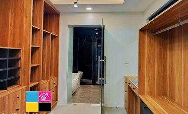 Modern Contemporary House with Swimming Pool in Royale Cebu