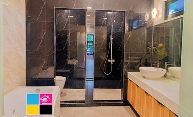 Modern Contemporary House with Swimming Pool in Royale Cebu