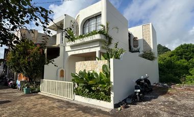 BRAND NEW VILLA READY UNIT FULLYFURNISHED NEAR BEACH PANDAWA UNGASAN