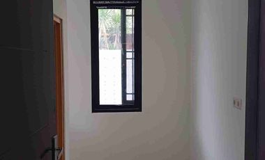 Rumah kost brand new lokasi pinggir jalan di Kelapa Gading