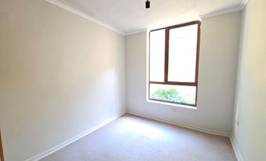 Se vende departamento en Edificio Millaray