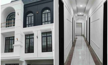 DIJUAL KOST EXCLUSIVE FULL FURNISH 3LANTAI KAWASAN PREMIUM KELILINGI KAMPUS TERNAMA DI YOGYAKARTA SETURAN