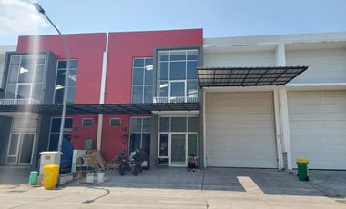 Di  jual  Gudang  gandeng bagus, bersih, siap pakai. Di kawasan elite Pergudangan Bizpark 3. Bekasi Barat