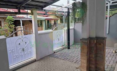 DISEWAKAN RUMAH CANTIK DAN MENARIK DI LEMBAH NYIUR KAIRAGI MAS, HARGA SANGAT MURAH