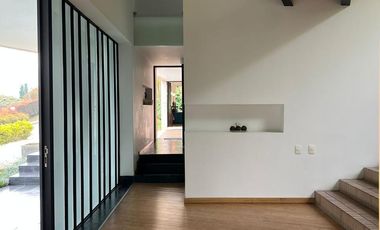 SE VENDE CASA LAS PALMAS MEDELLIN