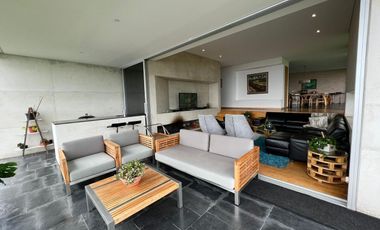 SE VENDE CASA LAS PALMAS MEDELLIN
