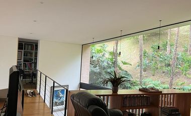 SE VENDE CASA LAS PALMAS MEDELLIN