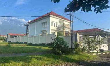 jual villa kuningan