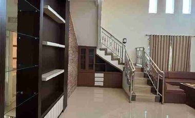 jual villa kuningan