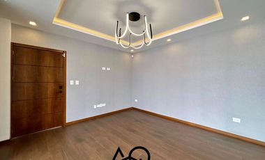 Departamento en venta en Loja sector Los Geranios