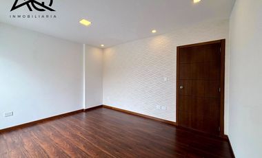Departamento en venta en Loja sector Los Geranios