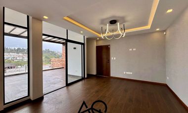 Departamento en venta en Loja sector Los Geranios