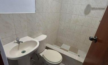 Se Vende Casa De 2 Pisos