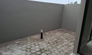 Rumah Baru di perumahan Grand Sunrise, Menganti, Gresik