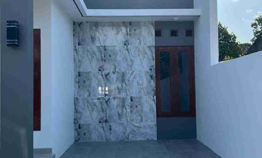 DIJUAL RUMAH BARU DEKAT KAMPUS UNU AMBARKETAWANG GAMPING