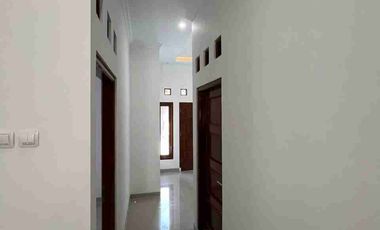 DIJUAL RUMAH BARU DEKAT KAMPUS UNU AMBARKETAWANG GAMPING