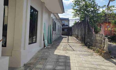 DIJUAL CEPAT KOST EXCLUSIVE FULL FURNISH BANGUN BARU DEKAT KAMPUS UII COCOK INVESTASI YG MENGUNTUNGKAN JAKAL