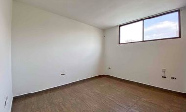 Departamento de dos dormitorios en alquiler, Kennedy Norte. Cerca de Escuela de los Chefs.