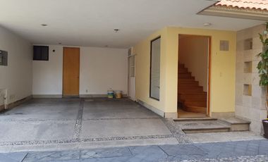 Linda casa en Condominio en renta con excelente ubicación en Coapa