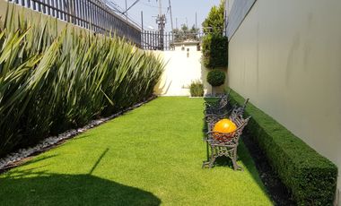 Linda casa en Condominio en renta con excelente ubicación en Coapa