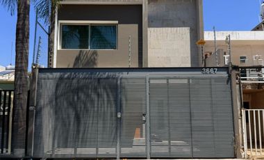 Casa en renta fraccionamiento Revolución