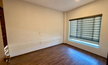 Casa en renta fraccionamiento Revolución