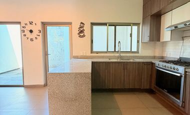 Casa en renta fraccionamiento Revolución