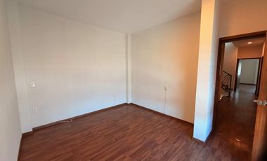 Casa en renta fraccionamiento Revolución