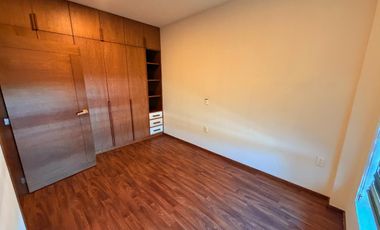 Casa en renta fraccionamiento Revolución