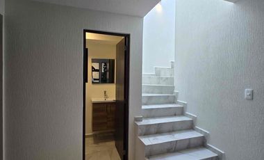 Casa residencial de 3 recámaras con alberca a 45 minutos de CDMX.