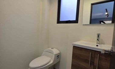 Casa residencial de 3 recámaras con alberca a 45 minutos de CDMX.