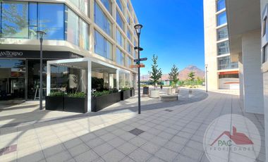 Arriendo oficina Chicureo con 3 privados, ubicación privilegiada