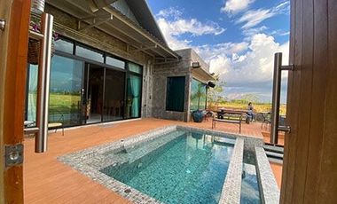 Luxuriously Pool Villa House for rent . near Phakoitai Fresh Market and Meechok plaza.