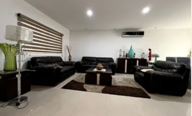 Casa en venta Blvd. de la Hacienda, Villas de la Hacienda, Cdad. López Mateos, Méx.