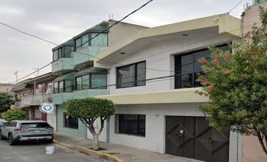 VENTA DE CASA EN ESCUADRON 201 IZTAPALAPA CDMX