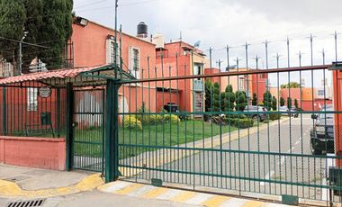 Casa en Venta Hacienda Cuautitlán. Condominio Litchi