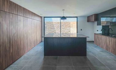 CASA EN VENTA EN FRACCIONAMIENTO CORTIJO SAN DIEGO