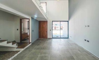 CASA EN VENTA EN FRACCIONAMIENTO CORTIJO SAN DIEGO
