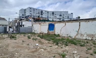 Amplio terreno cerca del mercado san juan de dios