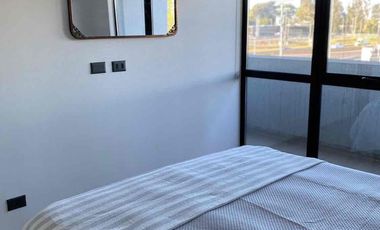 ARRIENDO DIARIO AMOBLADO  EN EDIFICIO PIE DE MONTE